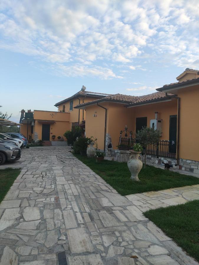Mevianus Apartment Borgo San Michele  Luaran gambar